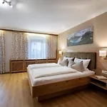 Gaestehaus Knunbauer 3* Mayrhofen
