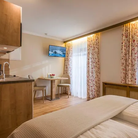 Pensjonat Gaestehaus Knunbauer Mayrhofen