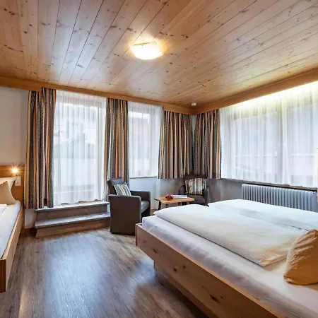 Gaestehaus Knunbauer 招待所