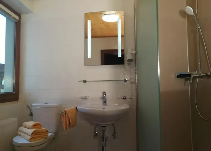 Gaestehaus Knunbauer Pensjonat 3*