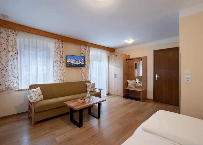 Pensjonat Gaestehaus Knunbauer Mayrhofen