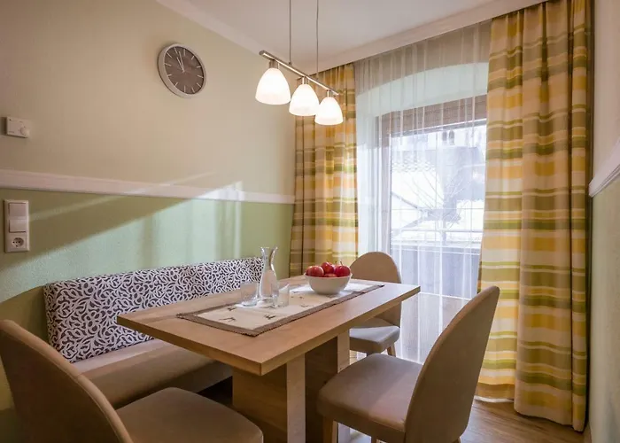 Gasthuis Gaestehaus Knunbauer 3*